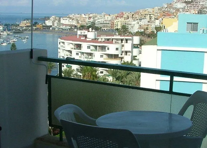 Comodoro * Los Cristianos (Tenerife)