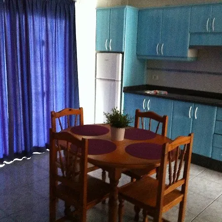 Comodoro * Los Cristianos