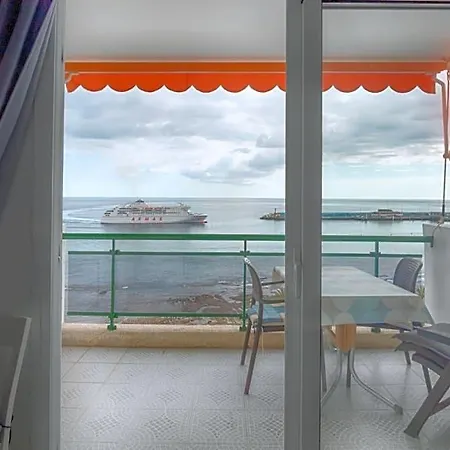 Comodoro Apartment