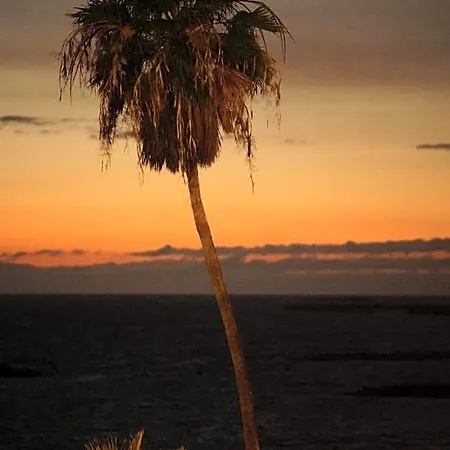 Comodoro * Los Cristianos (Tenerife)