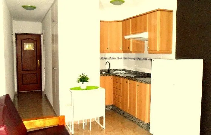 Comodoro * לוס כריסטיאנוס